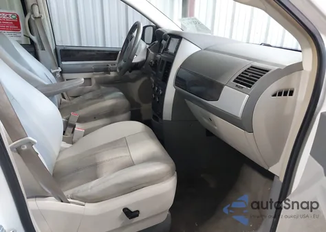 2009 Dodge Grand Caravan Sxt z USA, uszkodzony, nr VIN 2D8HN54X89R687547